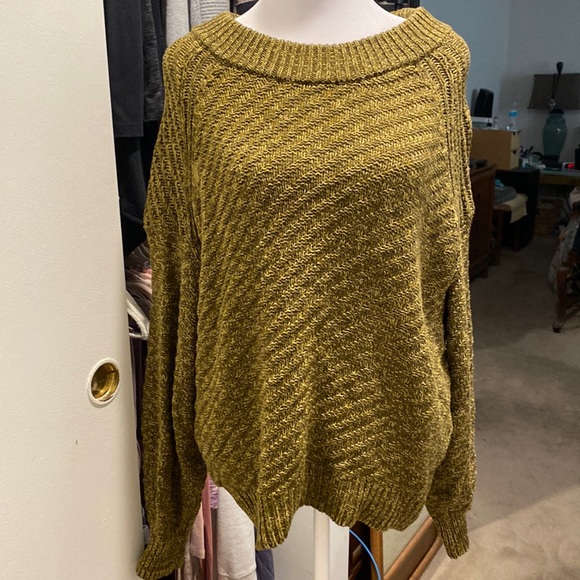 Universal Thread Sweaters - Universal Thread Knit Sweater